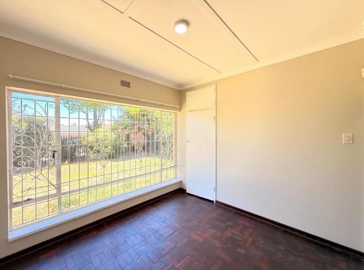 5 Bedroom Property for Sale in Ridgeway Gauteng