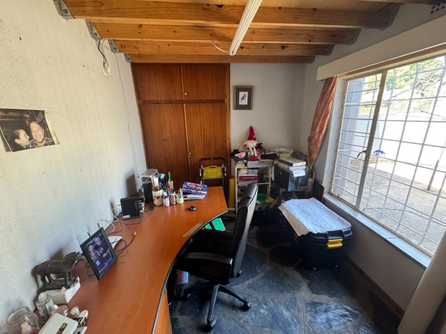 3 Bedroom Property for Sale in Verwoerdpark Gauteng