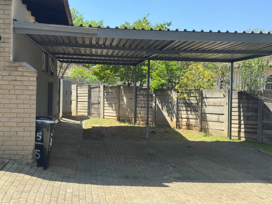 3 Bedroom Property for Sale in Verwoerdpark Gauteng