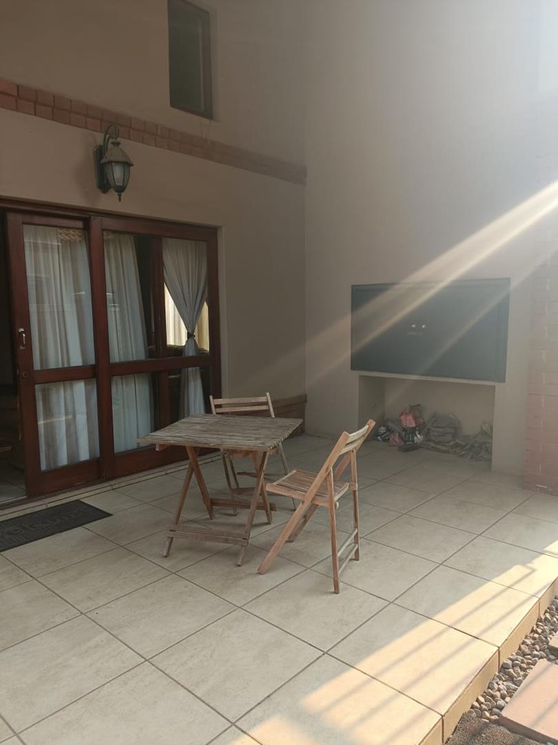3 Bedroom Property for Sale in Bronberg Ext 1 Gauteng