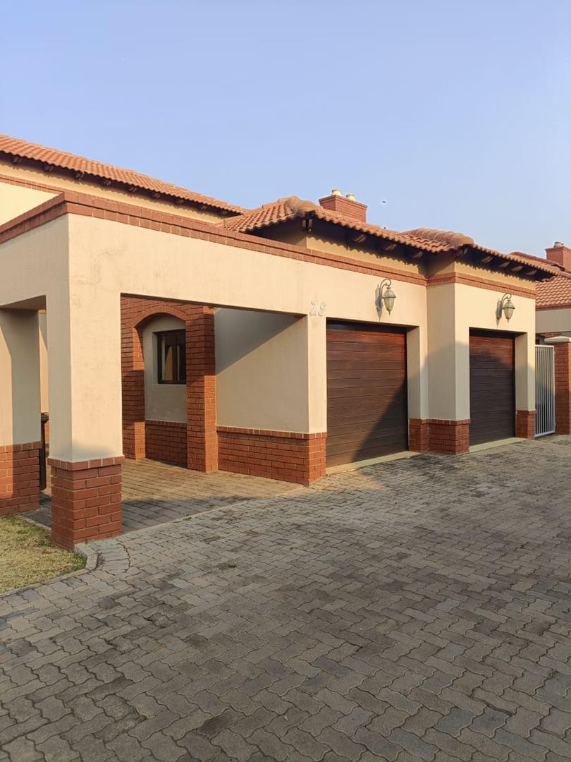3 Bedroom Property for Sale in Bronberg Ext 1 Gauteng