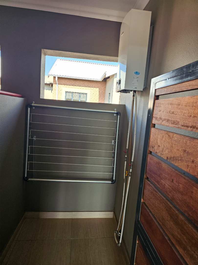 2 Bedroom Property for Sale in Roodepark Eco Estate Gauteng