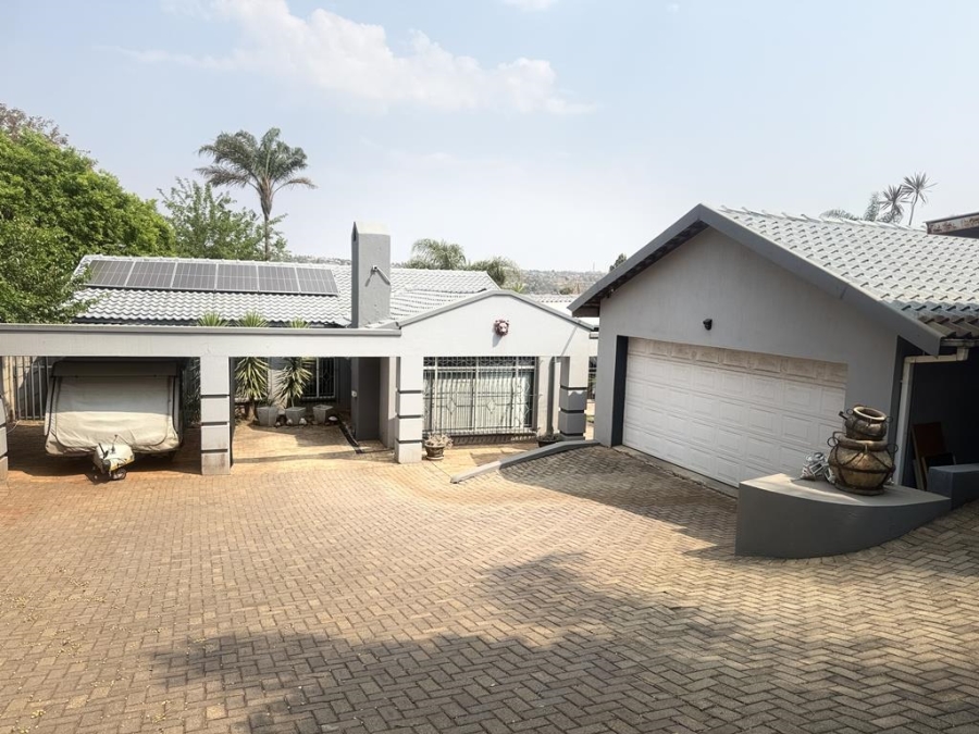 3 Bedroom Property for Sale in Roodekrans Gauteng