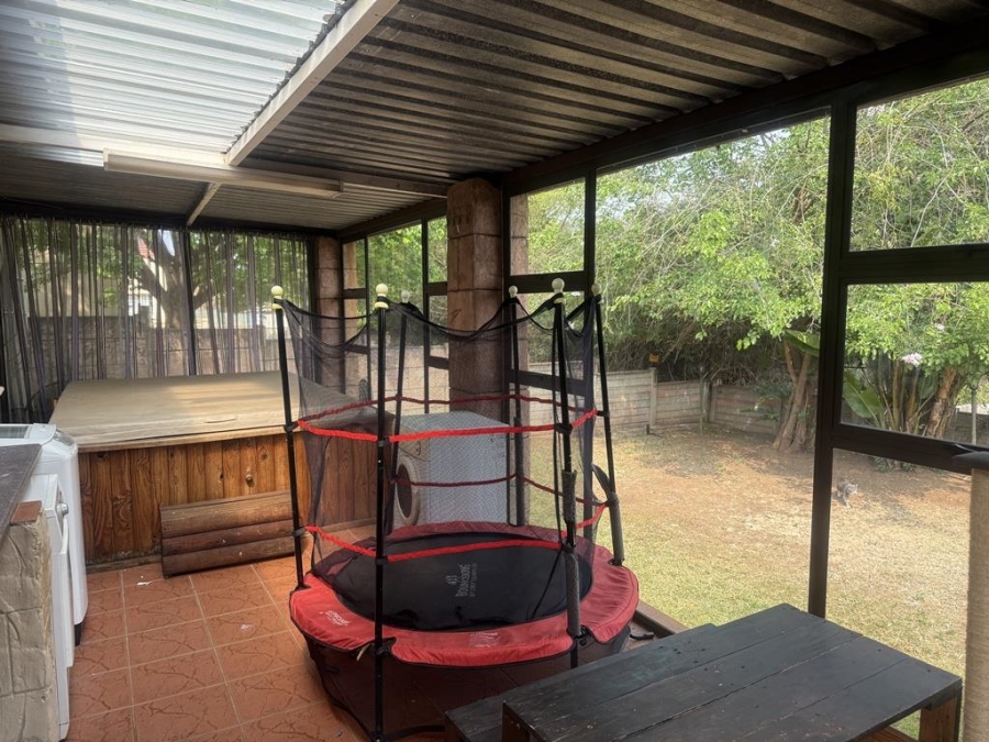 3 Bedroom Property for Sale in Roodekrans Gauteng