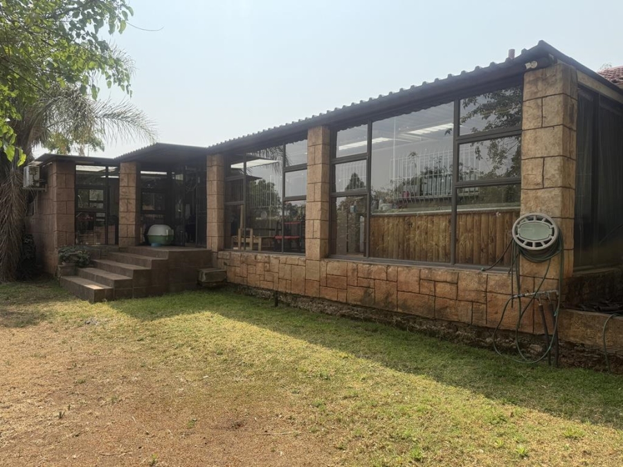 3 Bedroom Property for Sale in Roodekrans Gauteng