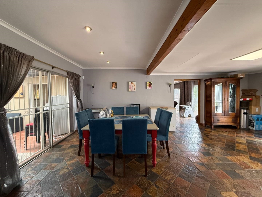 3 Bedroom Property for Sale in Roodekrans Gauteng