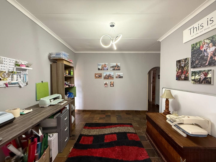 3 Bedroom Property for Sale in Roodekrans Gauteng