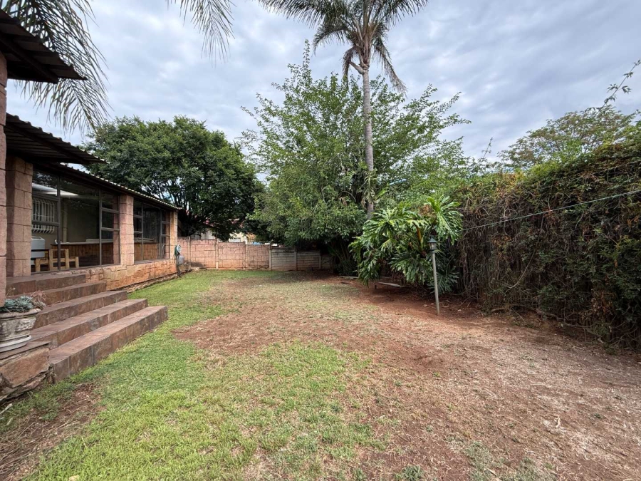 3 Bedroom Property for Sale in Roodekrans Gauteng