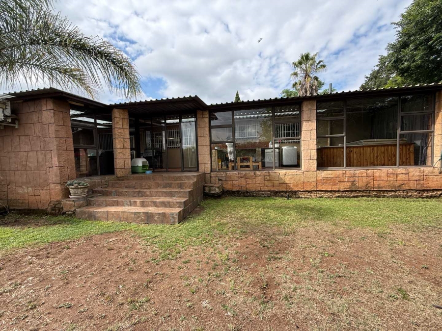 3 Bedroom Property for Sale in Roodekrans Gauteng
