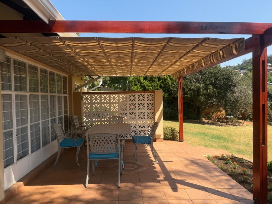4 Bedroom Property for Sale in Constantia Kloof Gauteng