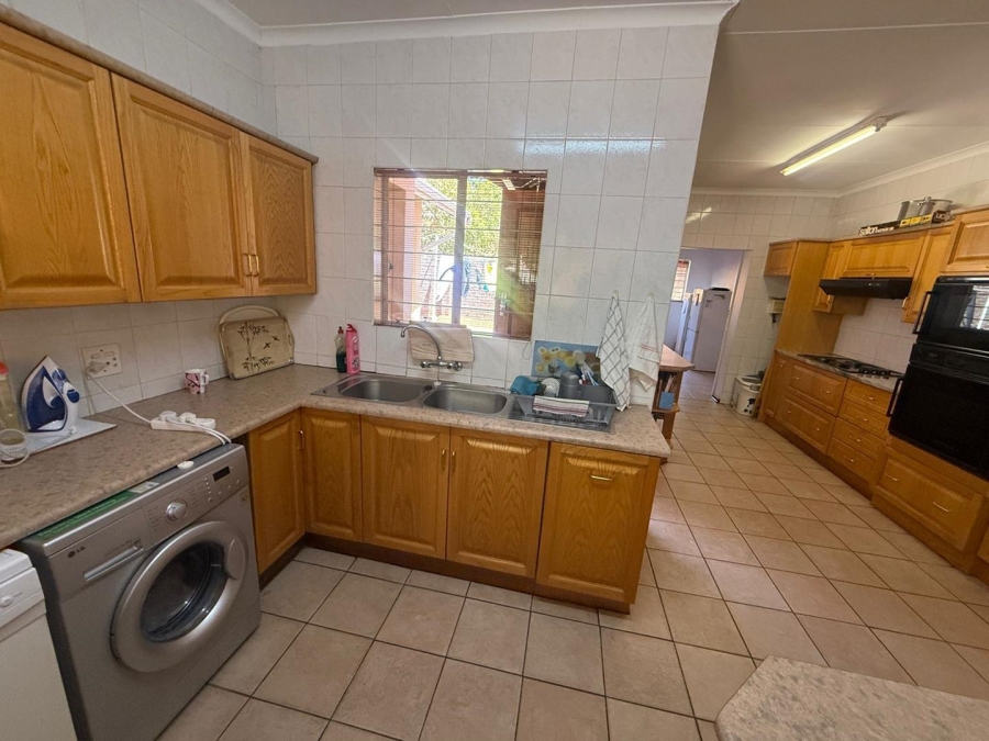 4 Bedroom Property for Sale in Constantia Kloof Gauteng