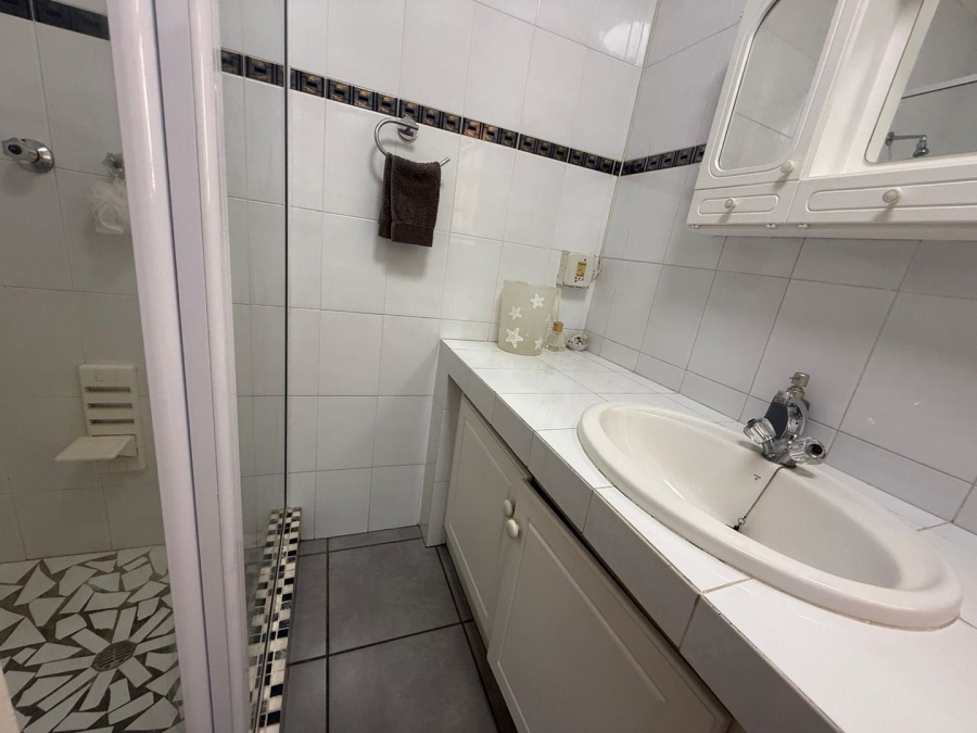 4 Bedroom Property for Sale in Constantia Kloof Gauteng