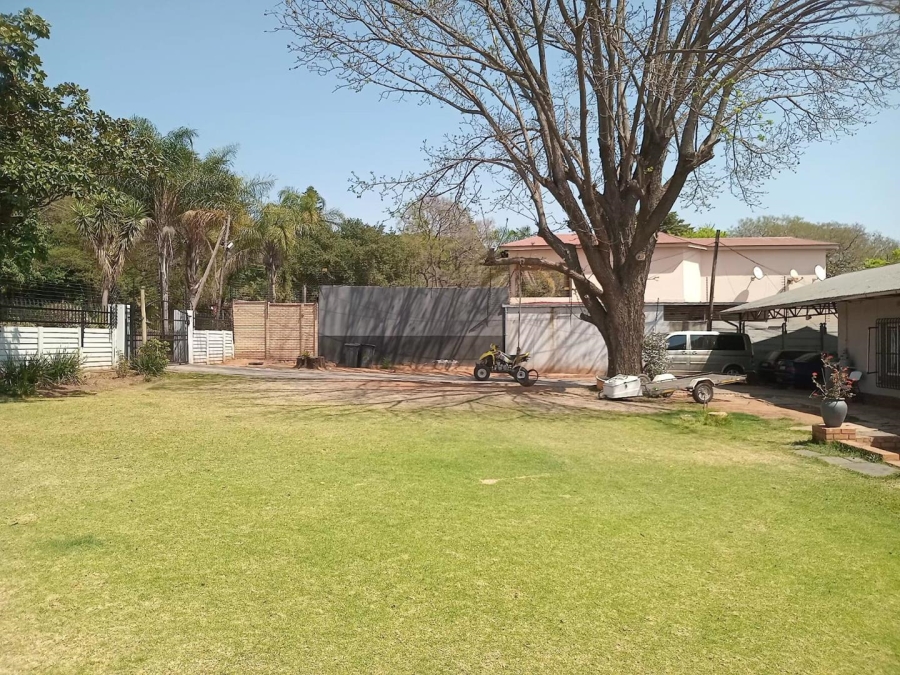 6 Bedroom Property for Sale in Silverton Gauteng