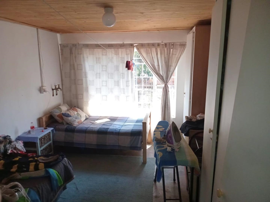 6 Bedroom Property for Sale in Silverton Gauteng