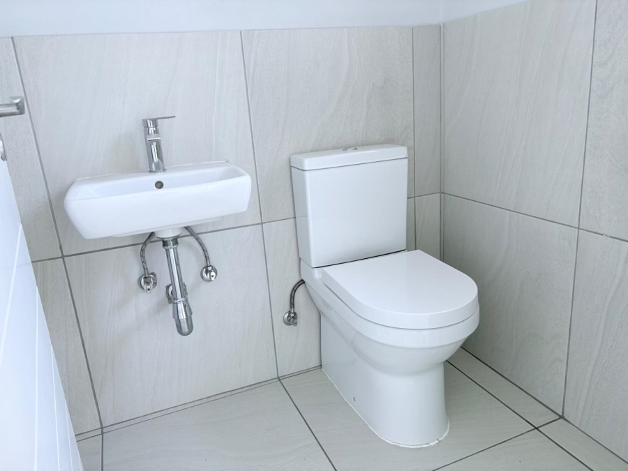 To Let 3 Bedroom Property for Rent in Bryanston Gauteng