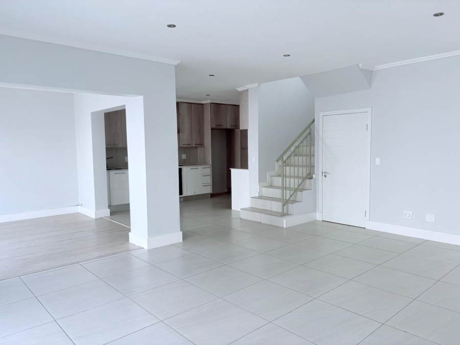 To Let 3 Bedroom Property for Rent in Bryanston Gauteng