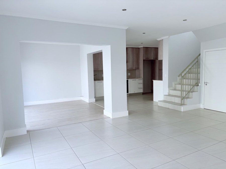 To Let 3 Bedroom Property for Rent in Bryanston Gauteng