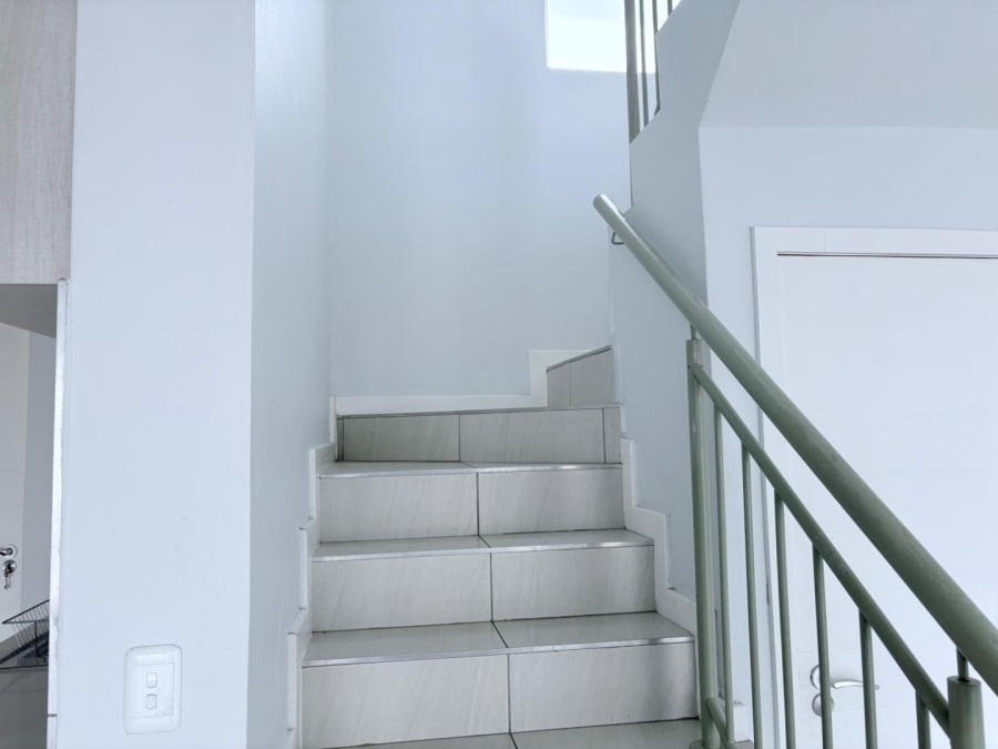 To Let 3 Bedroom Property for Rent in Bryanston Gauteng