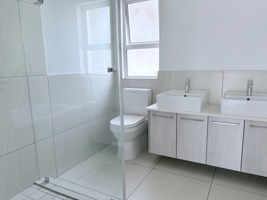 To Let 3 Bedroom Property for Rent in Bryanston Gauteng