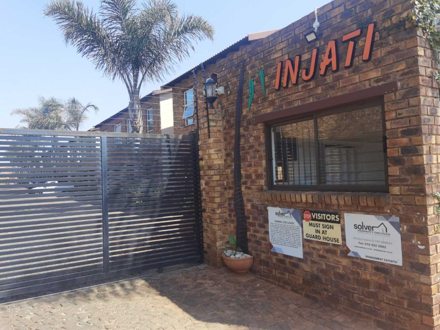 2 Bedroom Property for Sale in Glen Marais Gauteng