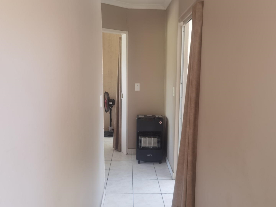 3 Bedroom Property for Sale in Edleen Gauteng