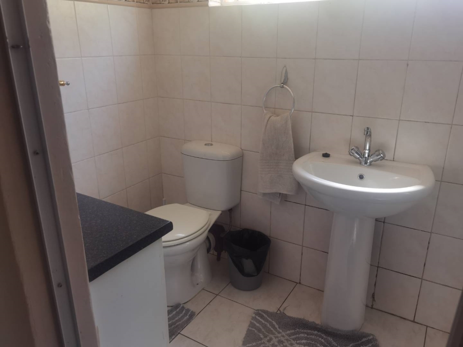 3 Bedroom Property for Sale in Edleen Gauteng