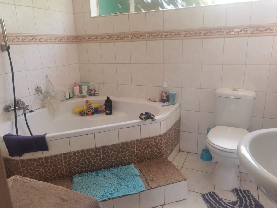 3 Bedroom Property for Sale in Edleen Gauteng