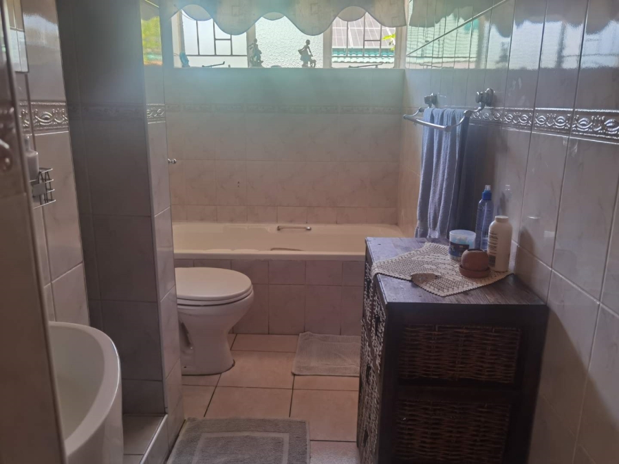 3 Bedroom Property for Sale in Edleen Gauteng