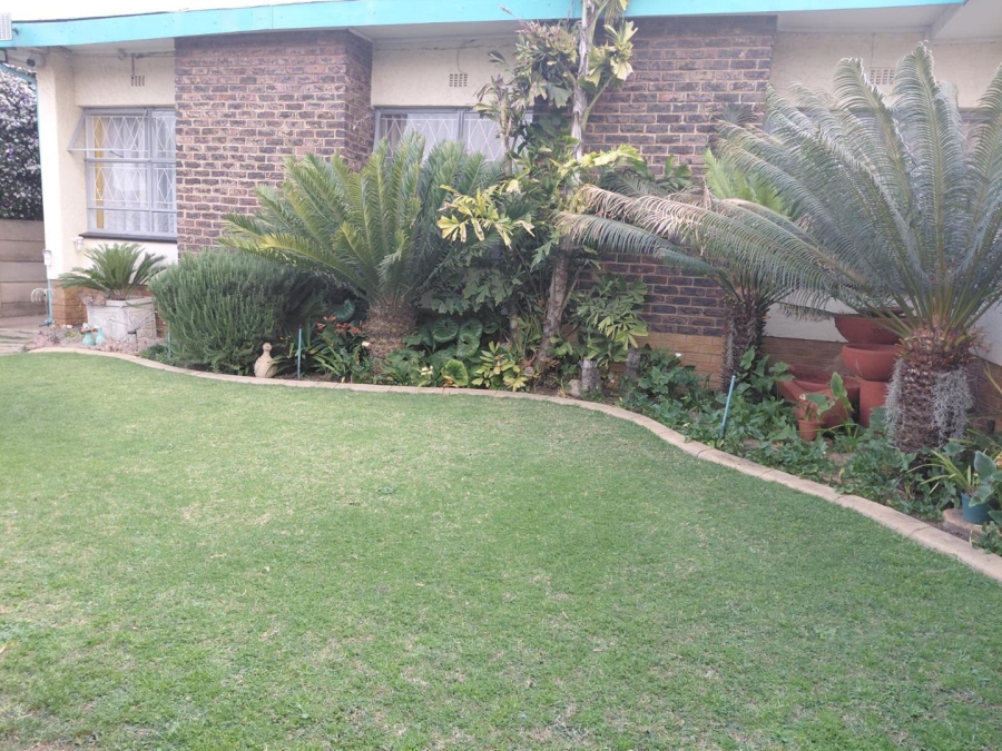 4 Bedroom Property for Sale in Birchleigh Gauteng