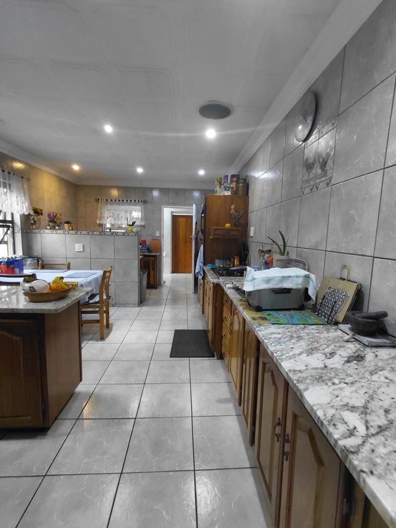 4 Bedroom Property for Sale in Birchleigh Gauteng