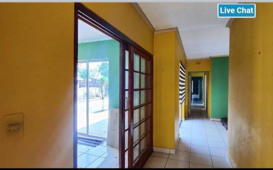5 Bedroom Property for Sale in Glen Marais Gauteng