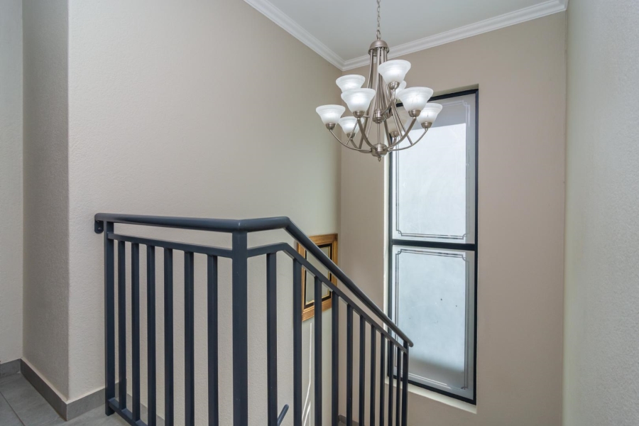 3 Bedroom Property for Sale in Chancliff Ridge Gauteng