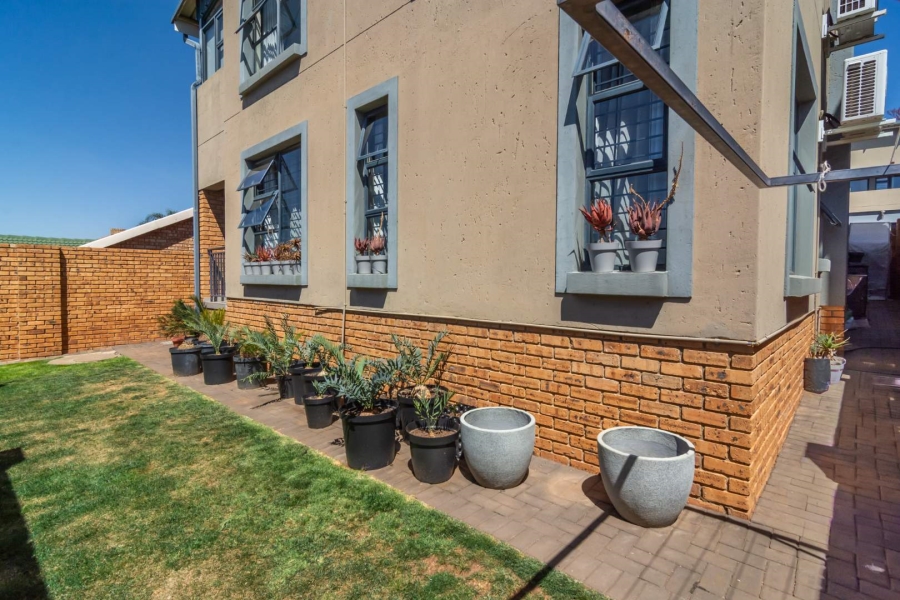 3 Bedroom Property for Sale in Chancliff Ridge Gauteng