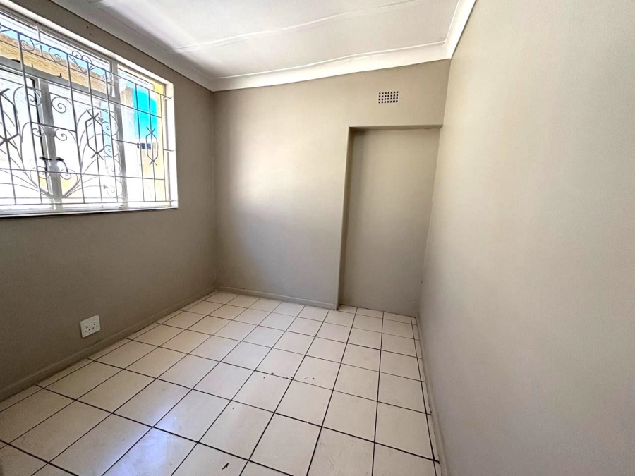 5 Bedroom Property for Sale in Ridgeway Gauteng