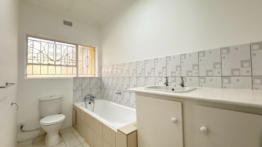 5 Bedroom Property for Sale in Ridgeway Gauteng