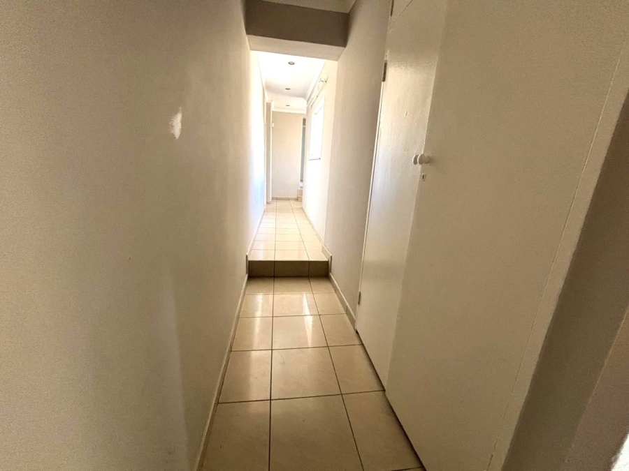 5 Bedroom Property for Sale in Ridgeway Gauteng