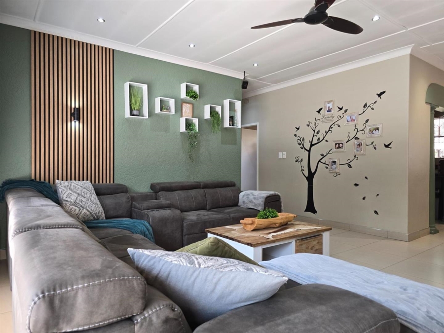 4 Bedroom Property for Sale in Randhart Gauteng