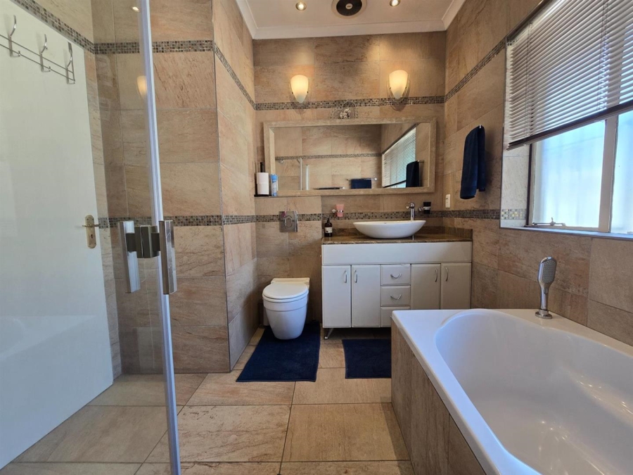 4 Bedroom Property for Sale in Randhart Gauteng