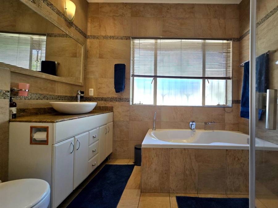 4 Bedroom Property for Sale in Randhart Gauteng