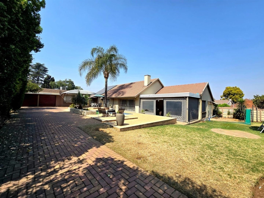 4 Bedroom Property for Sale in Randhart Gauteng