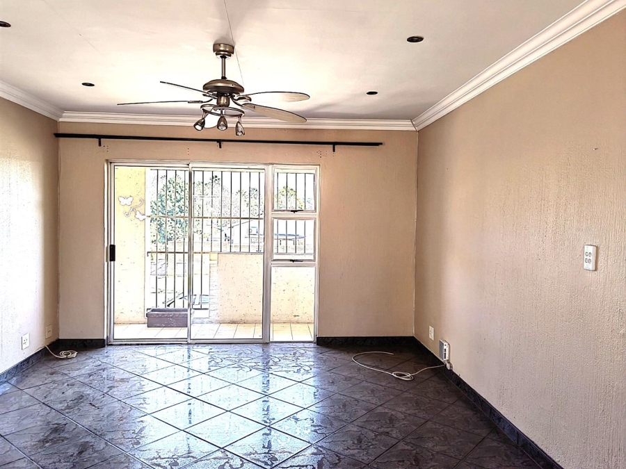 2 Bedroom Property for Sale in Raceview Gauteng