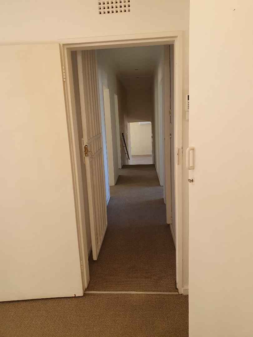 4 Bedroom Property for Sale in Linmeyer Gauteng