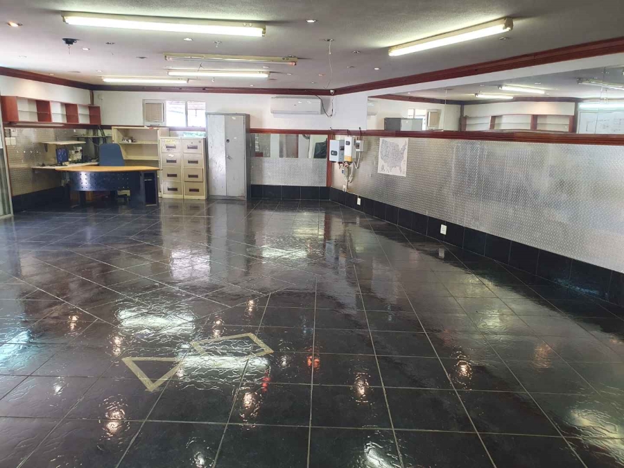 4 Bedroom Property for Sale in Linmeyer Gauteng