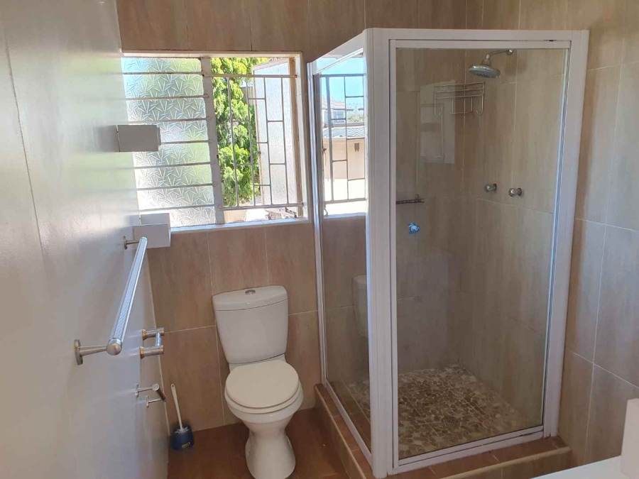 4 Bedroom Property for Sale in Linmeyer Gauteng