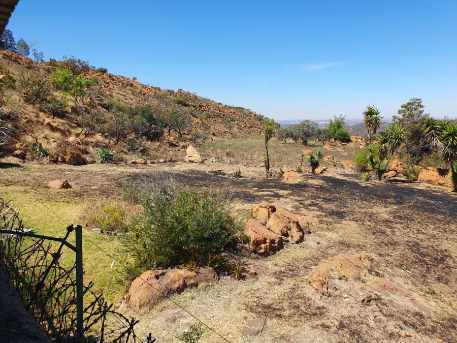 4 Bedroom Property for Sale in Linmeyer Gauteng