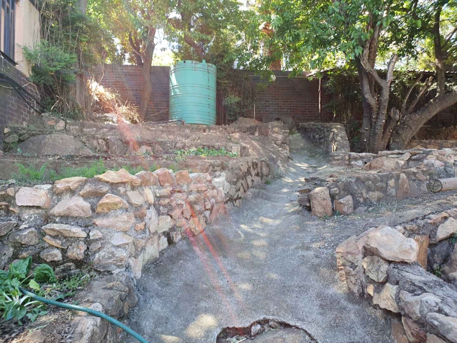4 Bedroom Property for Sale in Linmeyer Gauteng
