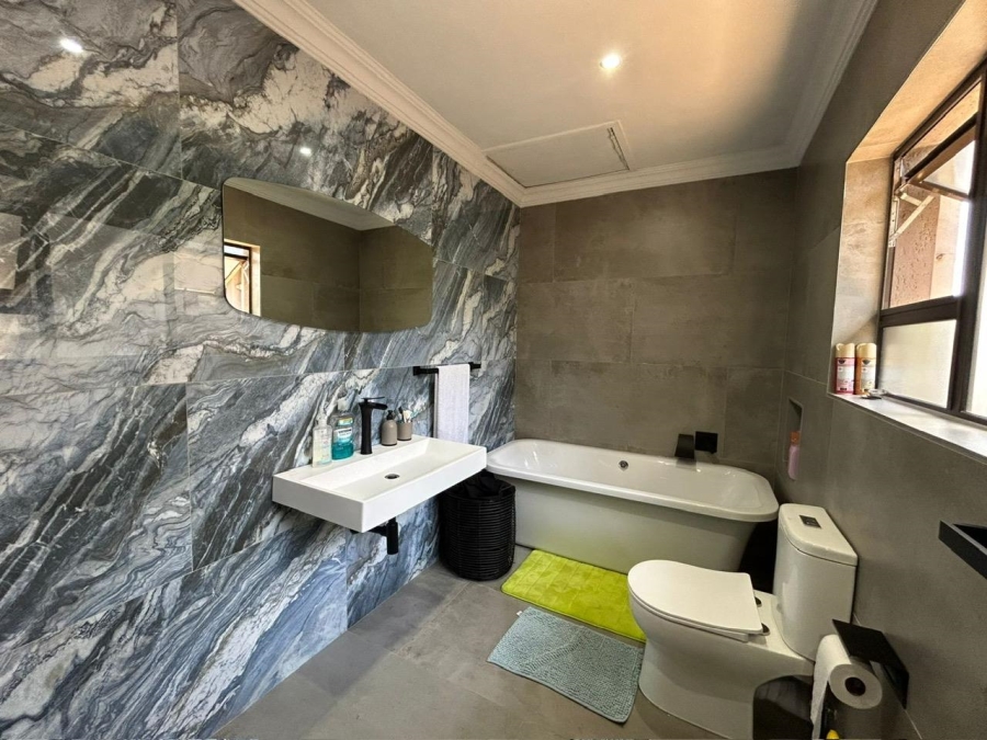 3 Bedroom Property for Sale in Rynfield Gauteng