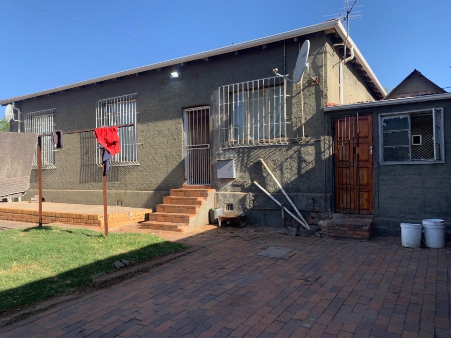 3 Bedroom Property for Sale in Kenilworth Gauteng