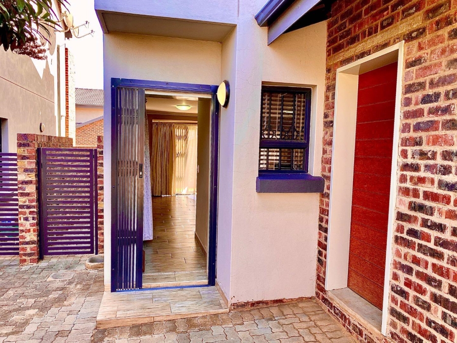 2 Bedroom Property for Sale in Montana Gauteng