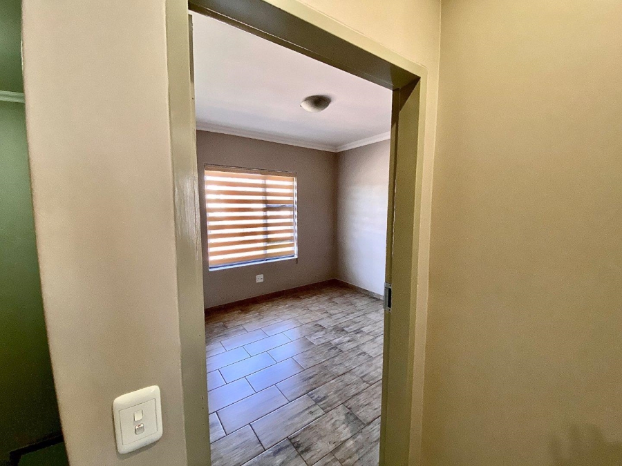 2 Bedroom Property for Sale in Montana Gauteng